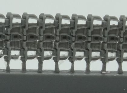 1/72 Tracks for T-28, middle