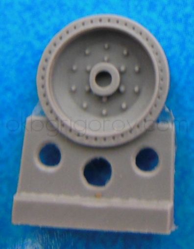 1/72 Wheels for T-34,10 bolts, late production, bandage with 42 apertures