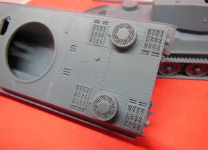 1/72 French Medium Tank AMX M4 mod. 49 with St.Chamond turret (TRV72030)