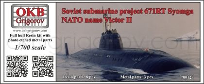 1/700 Soviet submarine project 671RT Syomga (NATO name Victor II)