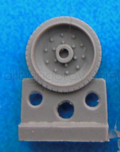 1/72 Wheels for T-34,10 bolts, late production, bandage with pattern