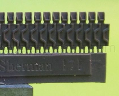1/72 Tracks for M4 family, T74 with extended end connectors type 3