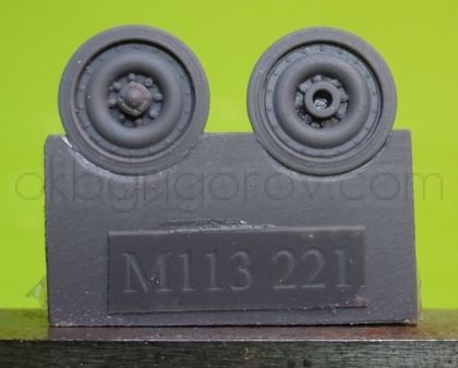 1/72 Wheels for M113