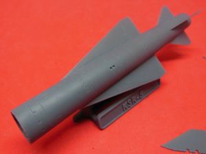 1/72 Soviet air launched cruise missile KSR-5 (NATO reporting name AS-6 Kingfish) (WEMR72026)