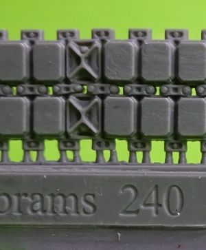 1/72 Tracks for M1 Abrams, T158 with ice cleats